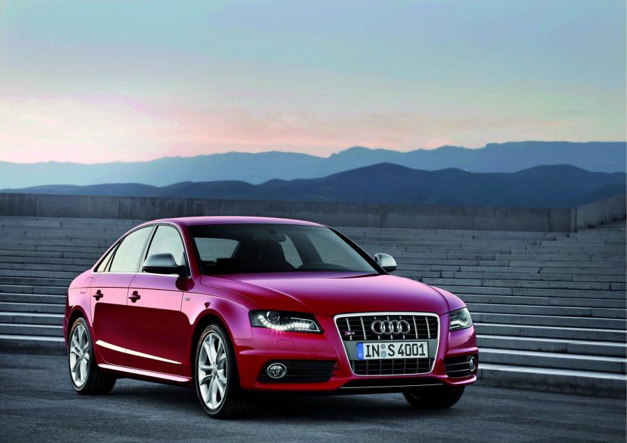 Audi S4 Sedan (B8, 8K) 2009 года  (WW) (фото 43 из 55)